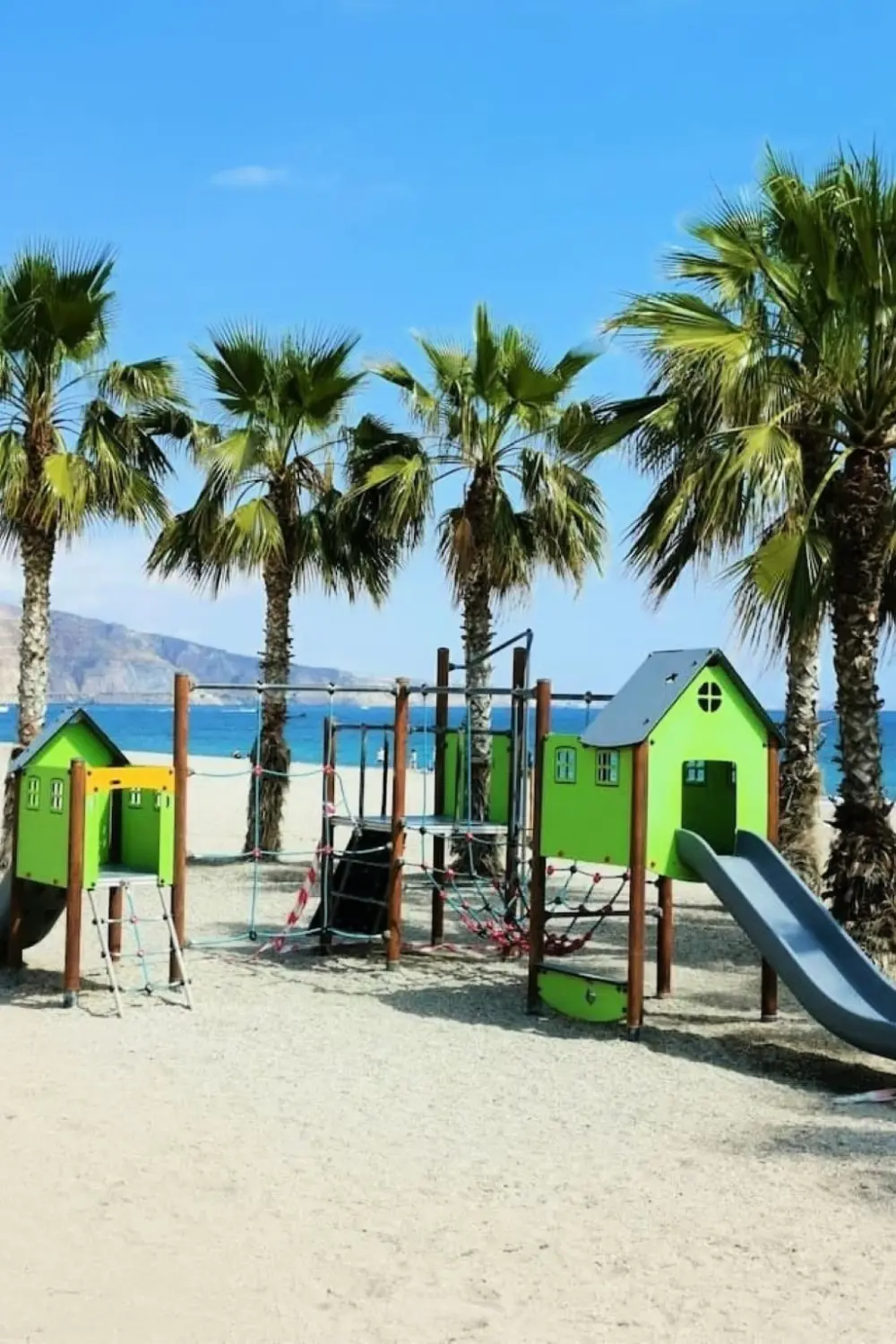 Résidence Sun Beach Aguadulce mit Parkplatz