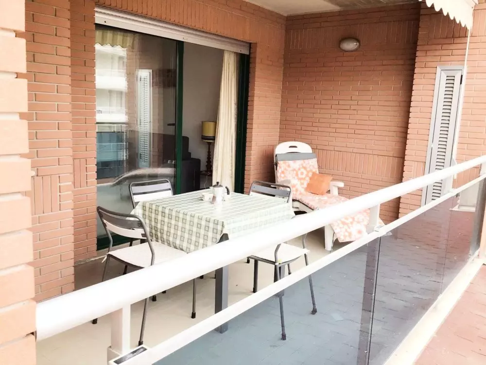 Résidence Appartement in Alba Adriatica mit Terrasse