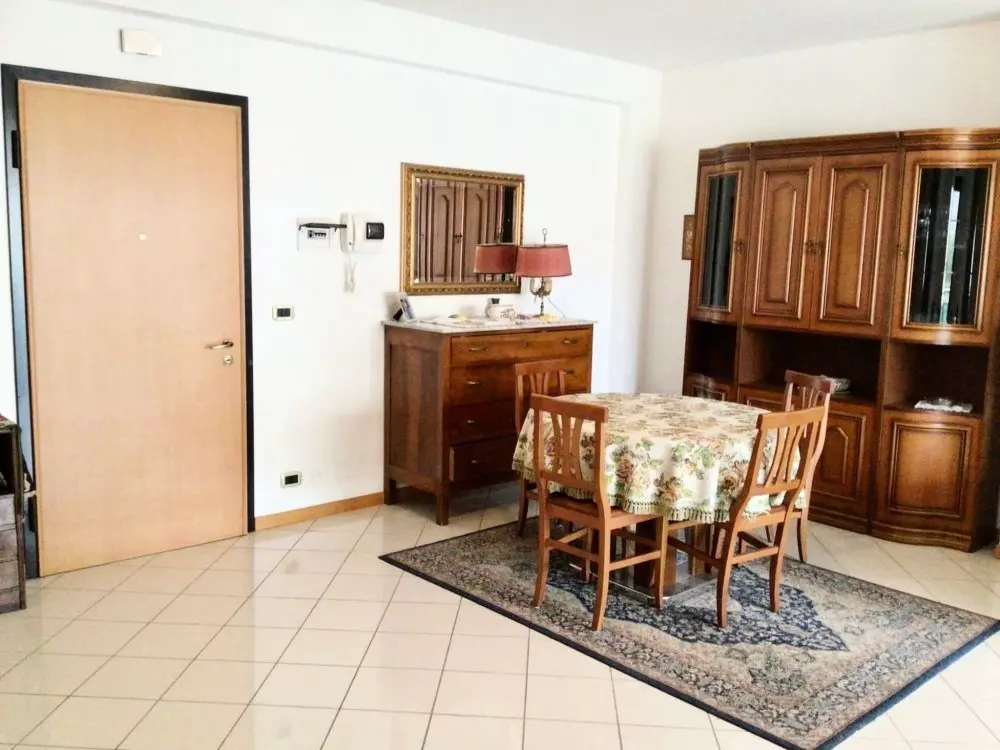 Résidence Appartement in Alba Adriatica mit Terrasse