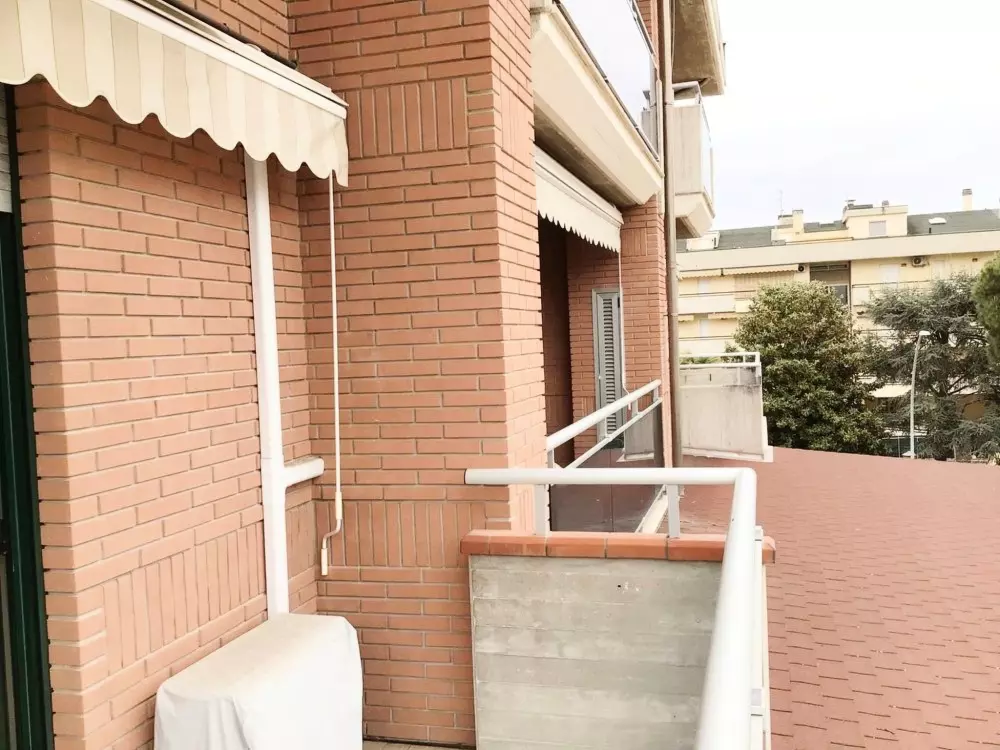 Résidence Appartement in Alba Adriatica mit Terrasse