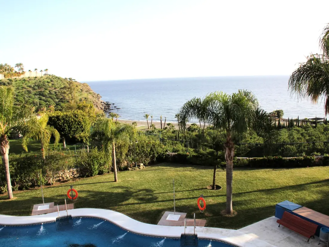 Résidence mit Terrasse, Pool und Garten