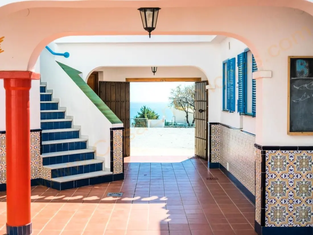 Résidence "Córdoba" mit Gemeinschaftspool und fantastischer Aussicht in einem andalusisch