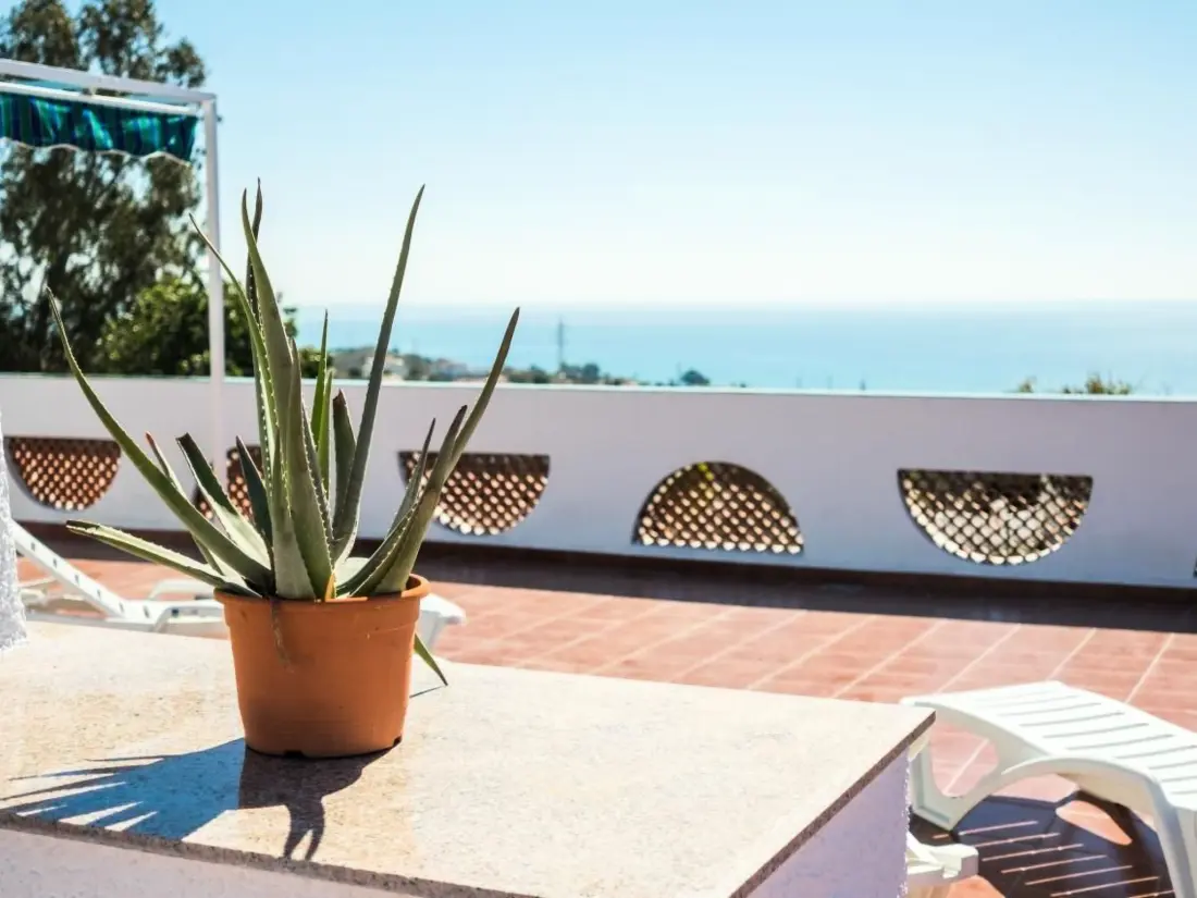 Résidence "Córdoba" mit Gemeinschaftspool und fantastischer Aussicht in einem andalusisch