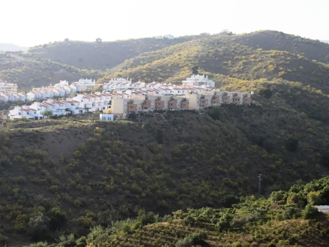Résidence "Córdoba" mit Gemeinschaftspool und fantastischer Aussicht in einem andalusisch
