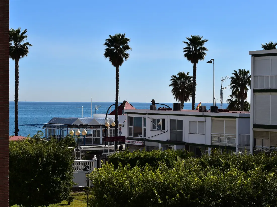 Résidence Helle und renovierte Ferienwohnung mit Balkon und tollem Blick auf das Meer