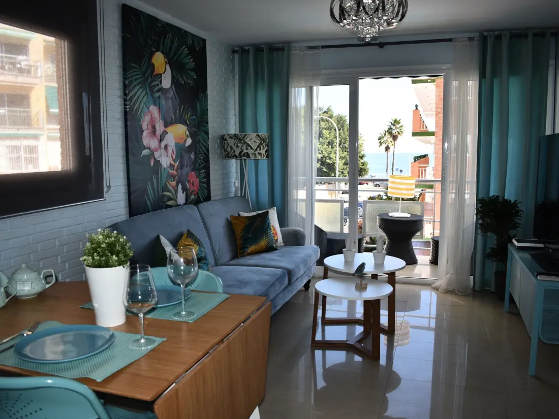 Résidence Helle und renovierte Ferienwohnung mit Balkon und tollem Blick auf das Meer