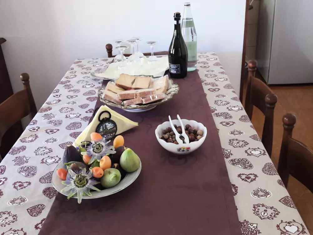 Résidence auf einem ummauerten Grundstück