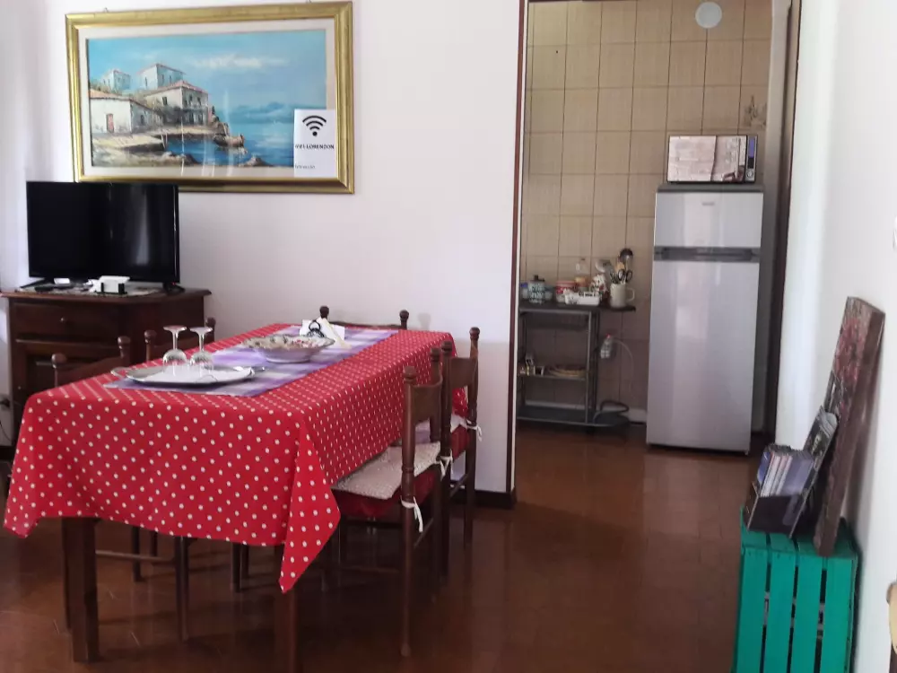 Résidence auf einem ummauerten Grundstück