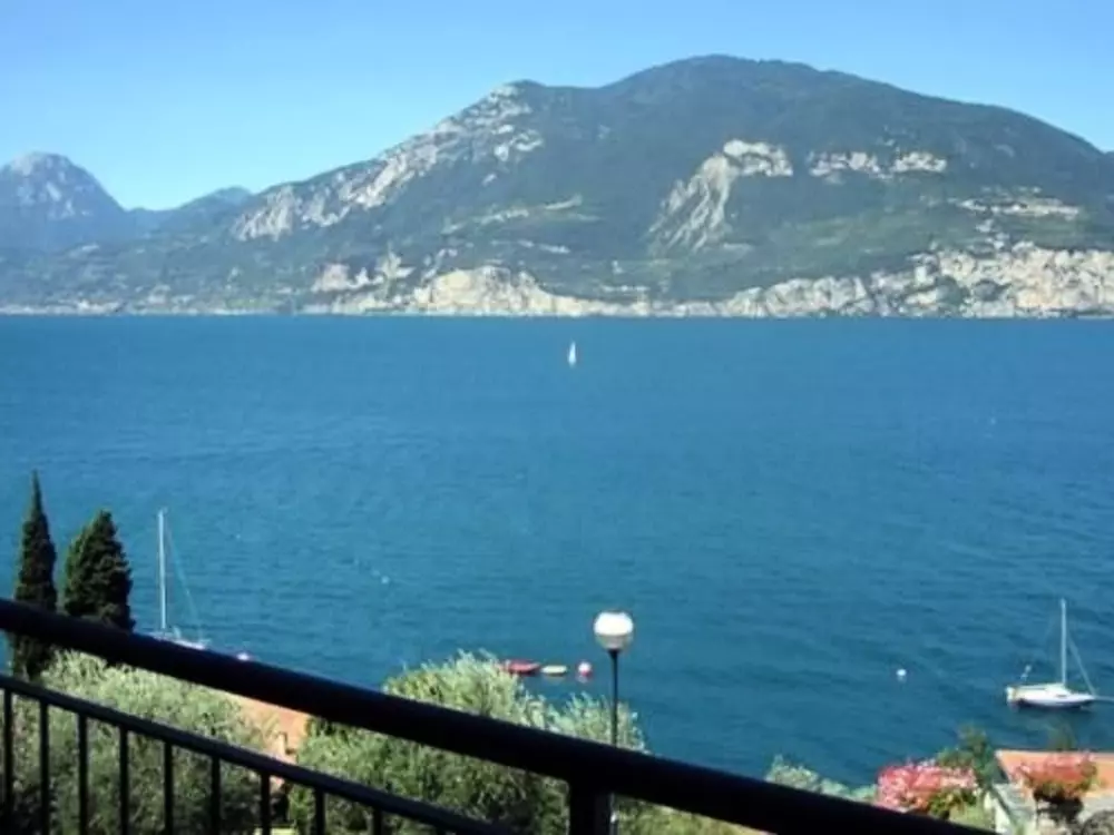 Résidence Wohnung 8 mit Seeblick, Garage, Schwimmbad,