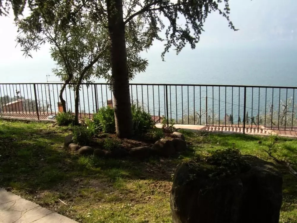 Résidence Wohnung mit schönem Garten