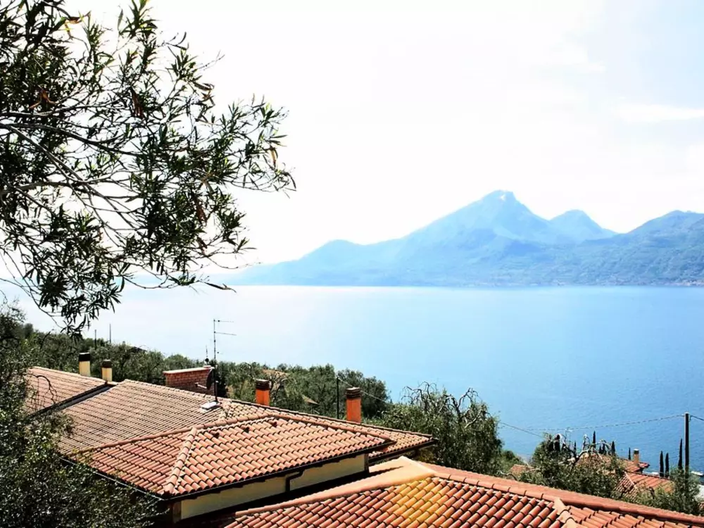 Résidence Wohnung mit schönem Garten