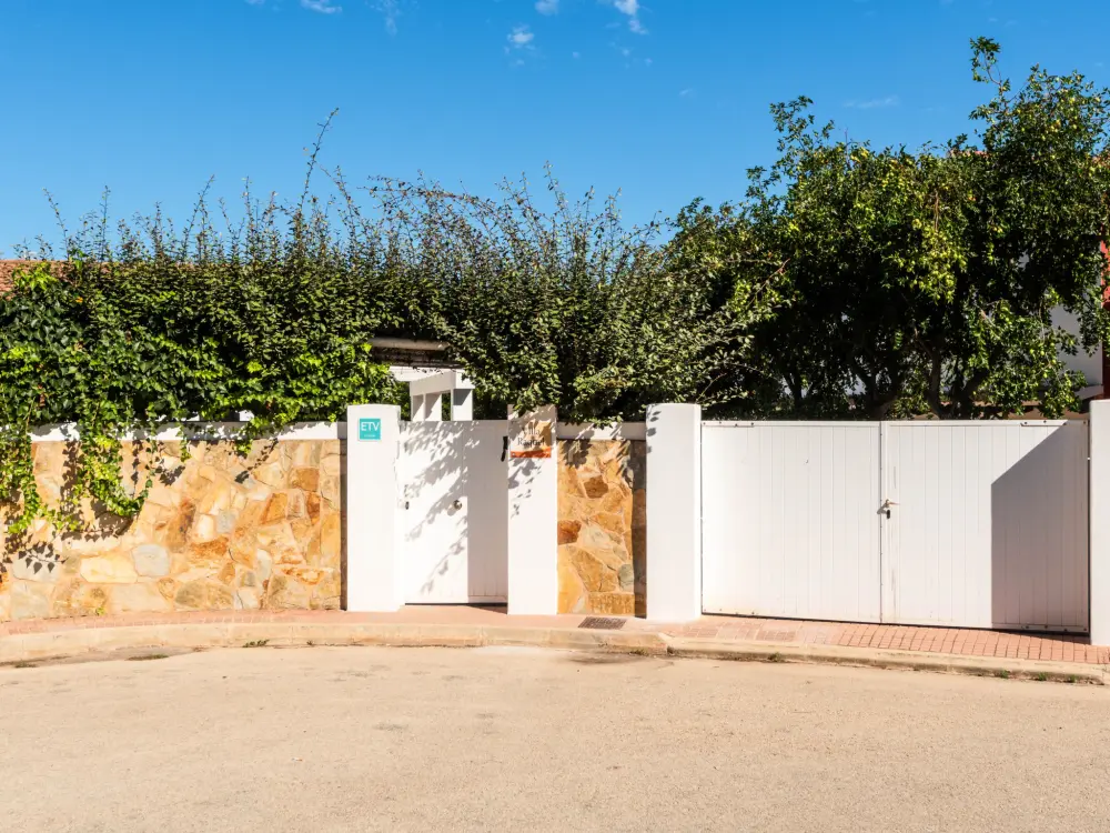 Maison de Vacances Cala'N Bosch