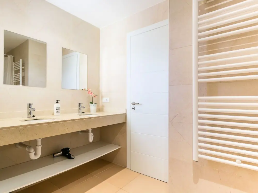 Résidence Strandnahes, modernes Reihenhaus mit Pool