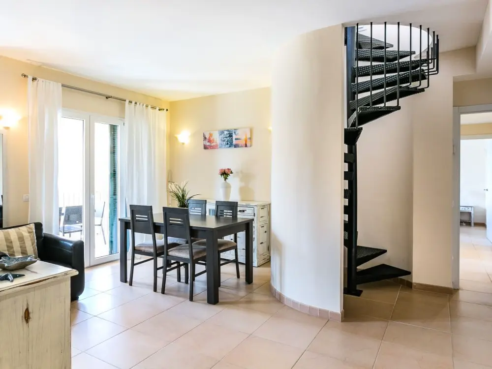 Résidence Wohnung mit gemeinsamem Pool, Grill und Meerblick