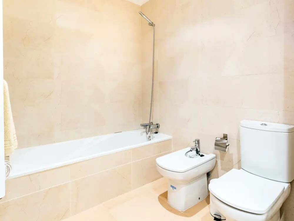 Résidence Wohnung mit gemeinsamem Pool, Grill und Meerblick