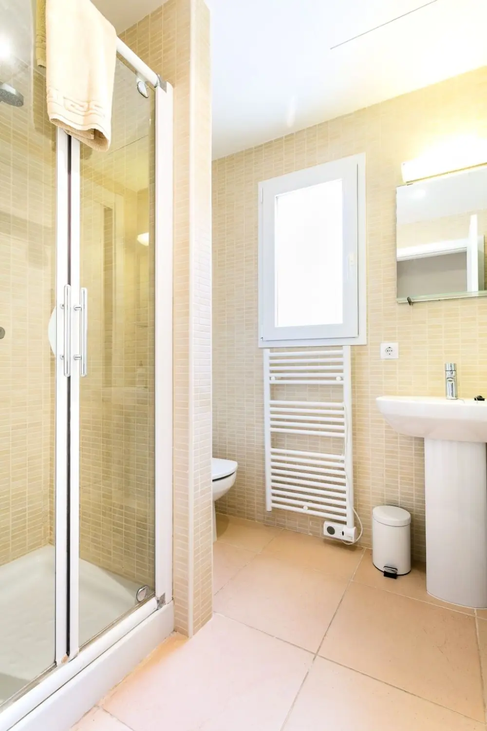 Résidence Wohnung mit gemeinsamem Pool, Grill und Meerblick