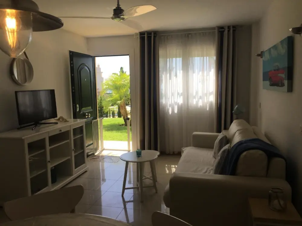 Résidence Zweistöckige Ferienwohnung in Marbella-Mijas Costa mit Meerblick