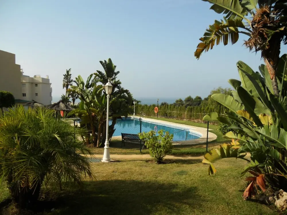 Résidence Zweistöckige Ferienwohnung in Marbella-Mijas Costa mit Meerblick