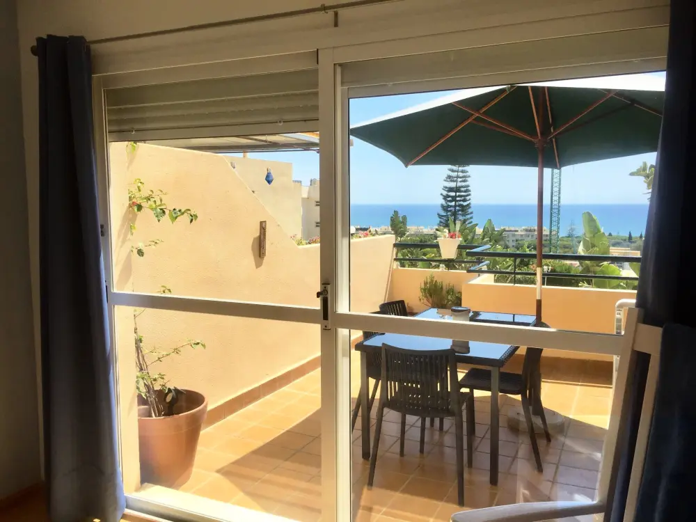 Résidence Zweistöckige Ferienwohnung in Marbella-Mijas Costa mit Meerblick