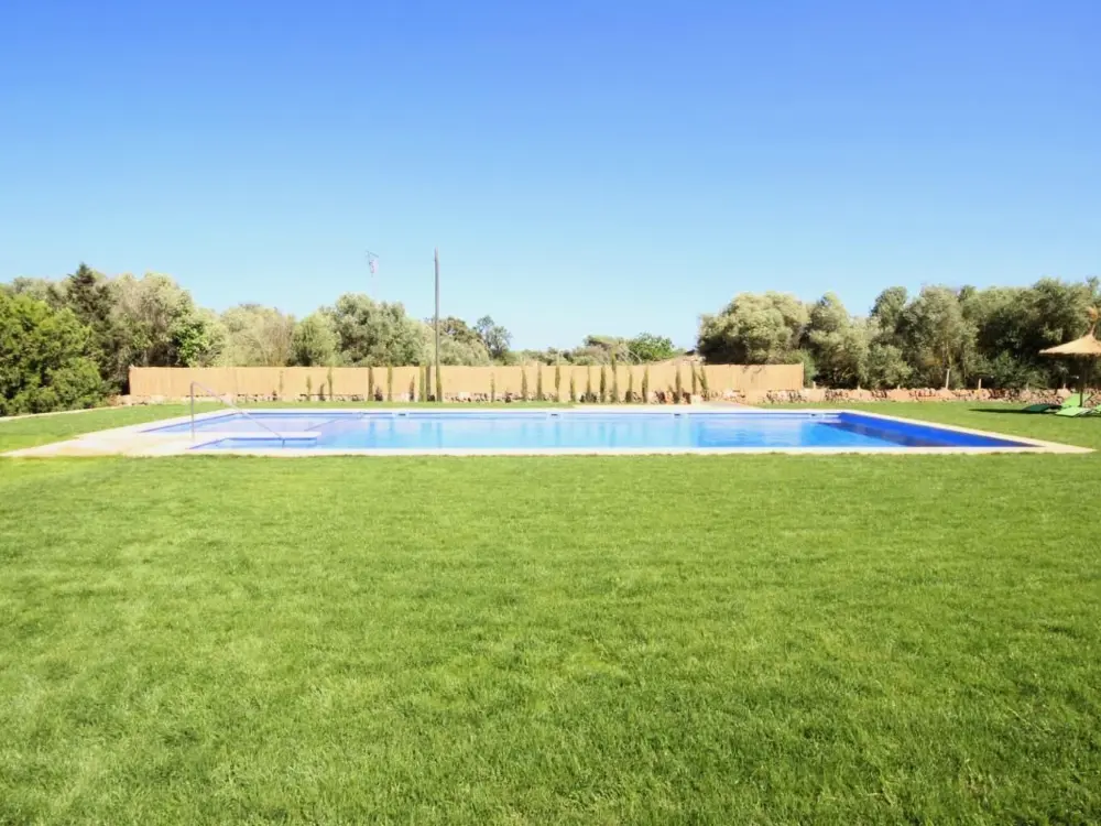 Résidence Wohnung mit Pool, Garten, Terrasse und Grill