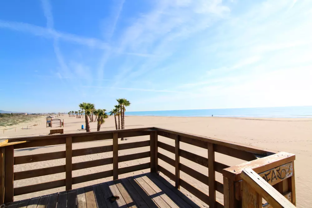 à Canet d'En Berenguer