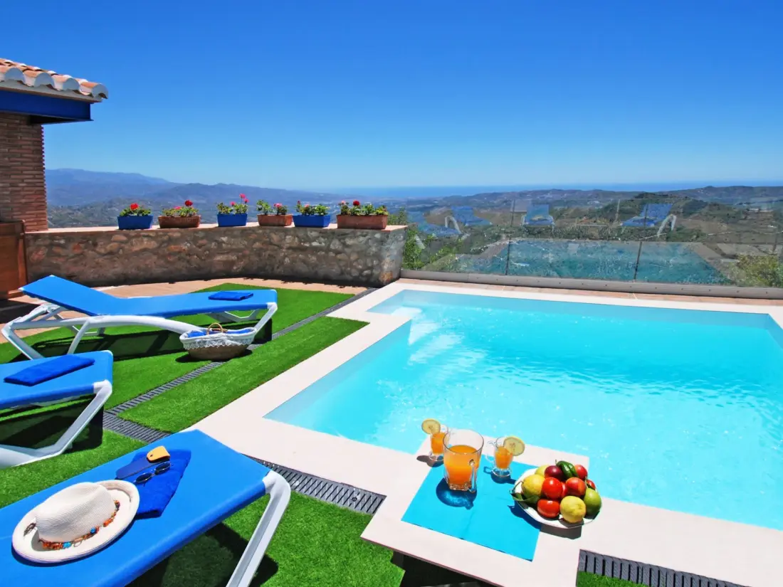 Maison de Vacances Comares