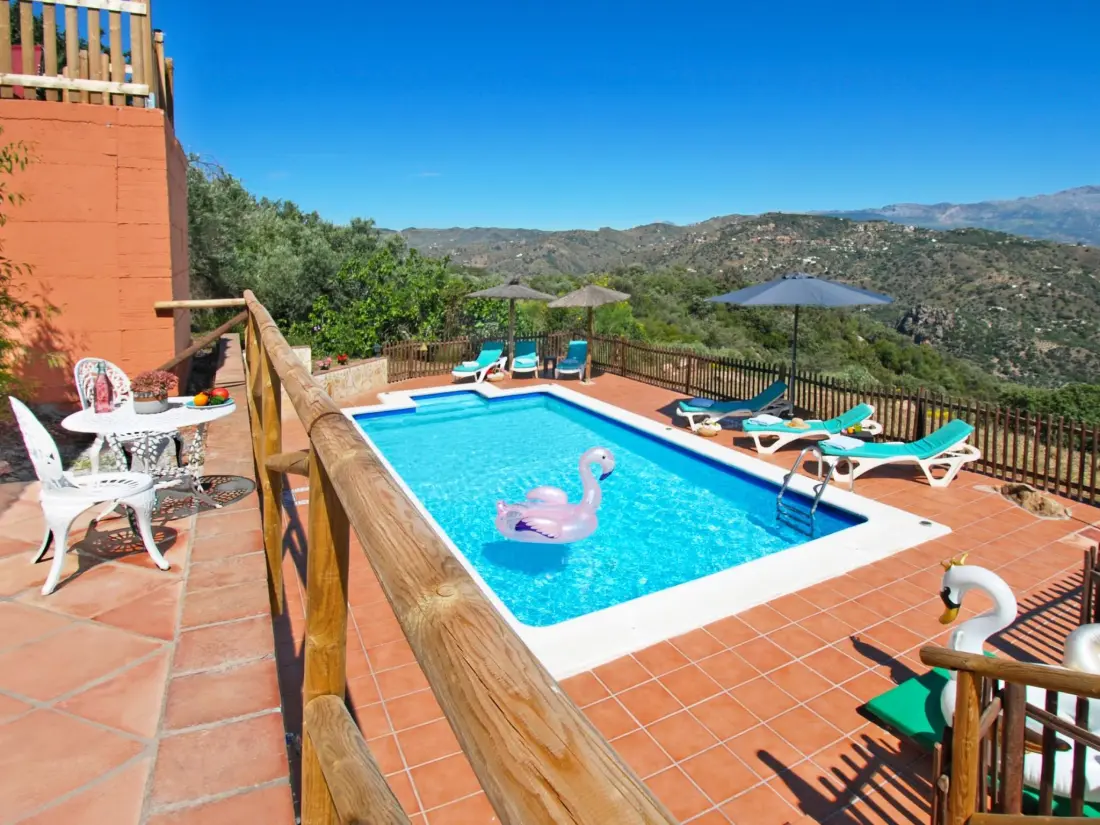 Maison de Vacances Comares