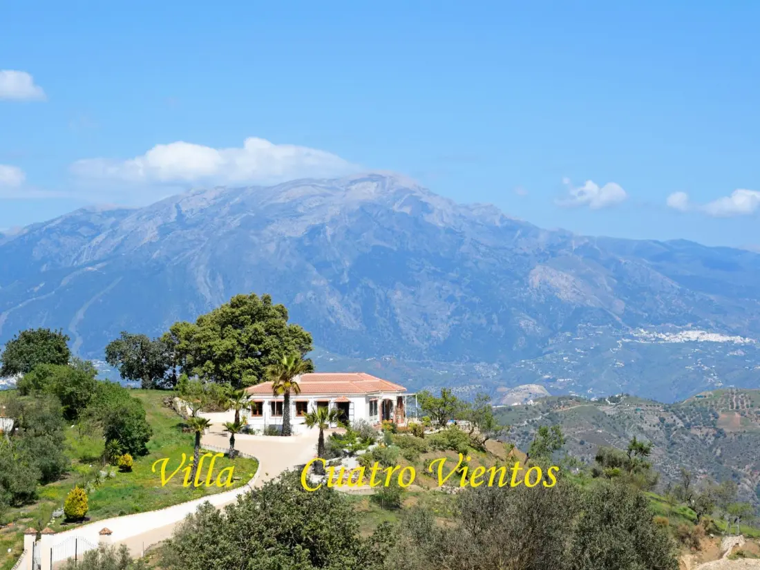 Maison de Vacances Comares