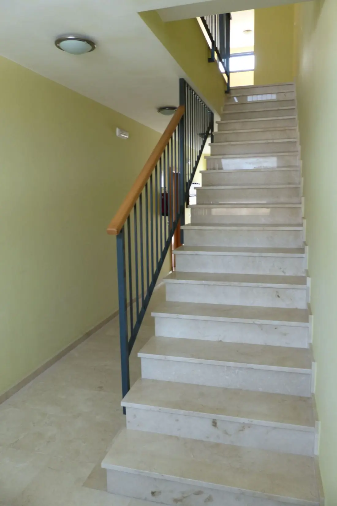 Résidence Charmante Ferienwohnung La Perla mit Terrasse