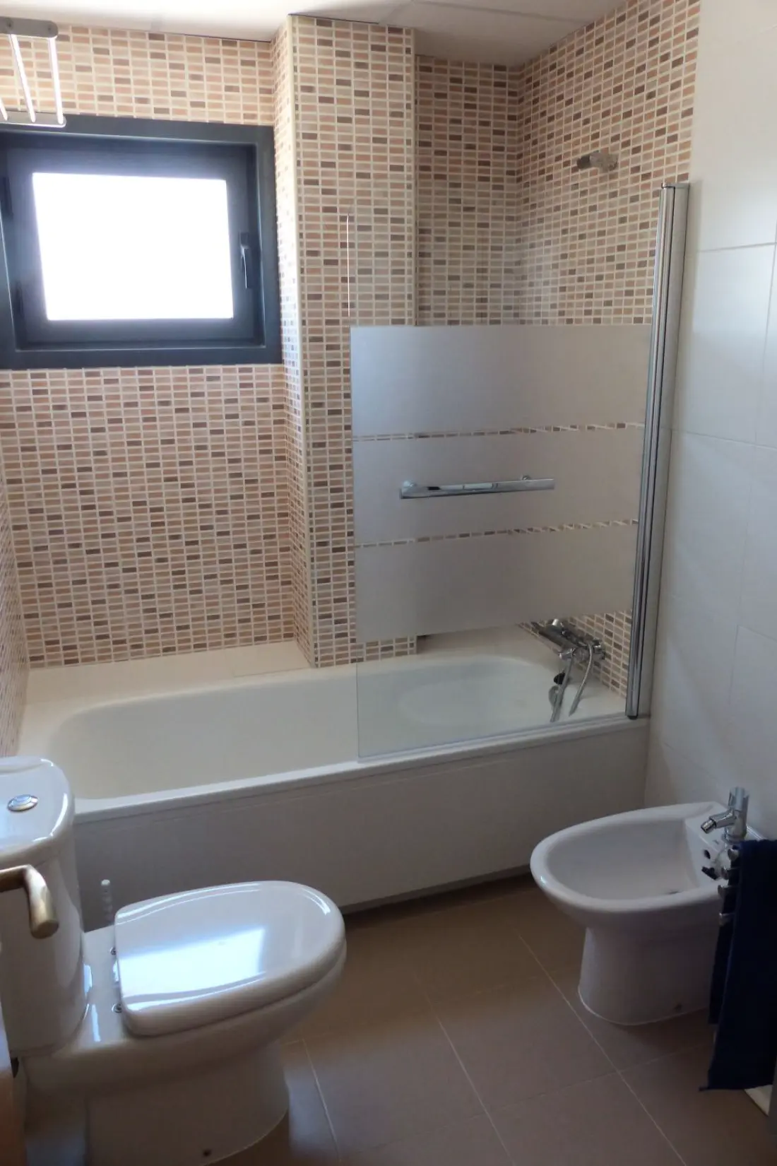Résidence Charmante Ferienwohnung La Perla mit Terrasse