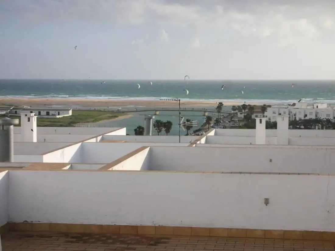 Résidence Helle und geräumige Wohnung in Conil