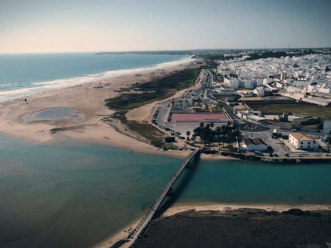 Résidence Helle und geräumige Wohnung in Conil