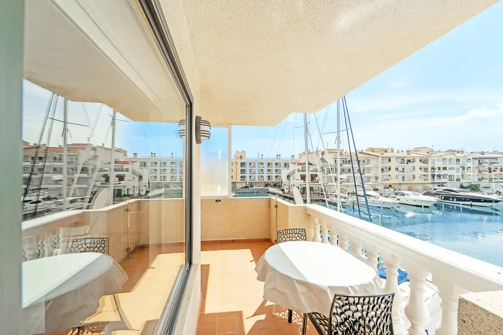 Appartements à Empuriabrava