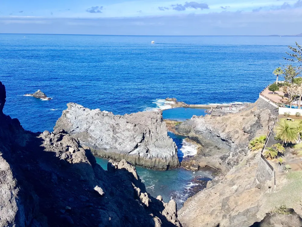 Résidence Wohnung mit Aussicht auf Meer und Klippen
