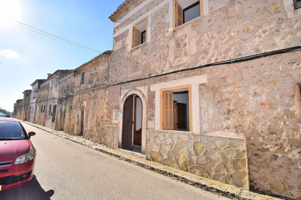 Maison à Maria de la Salut