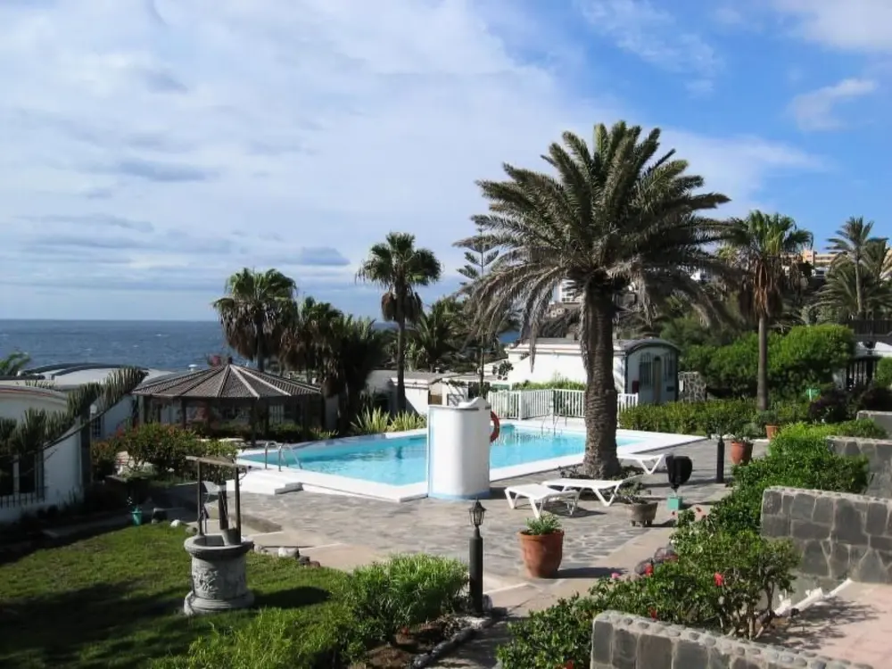 Résidence Bungalow auf einem Felsen direkt am Meer