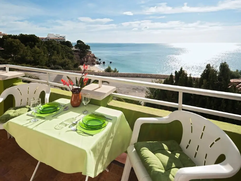 Résidence mit Balkon
