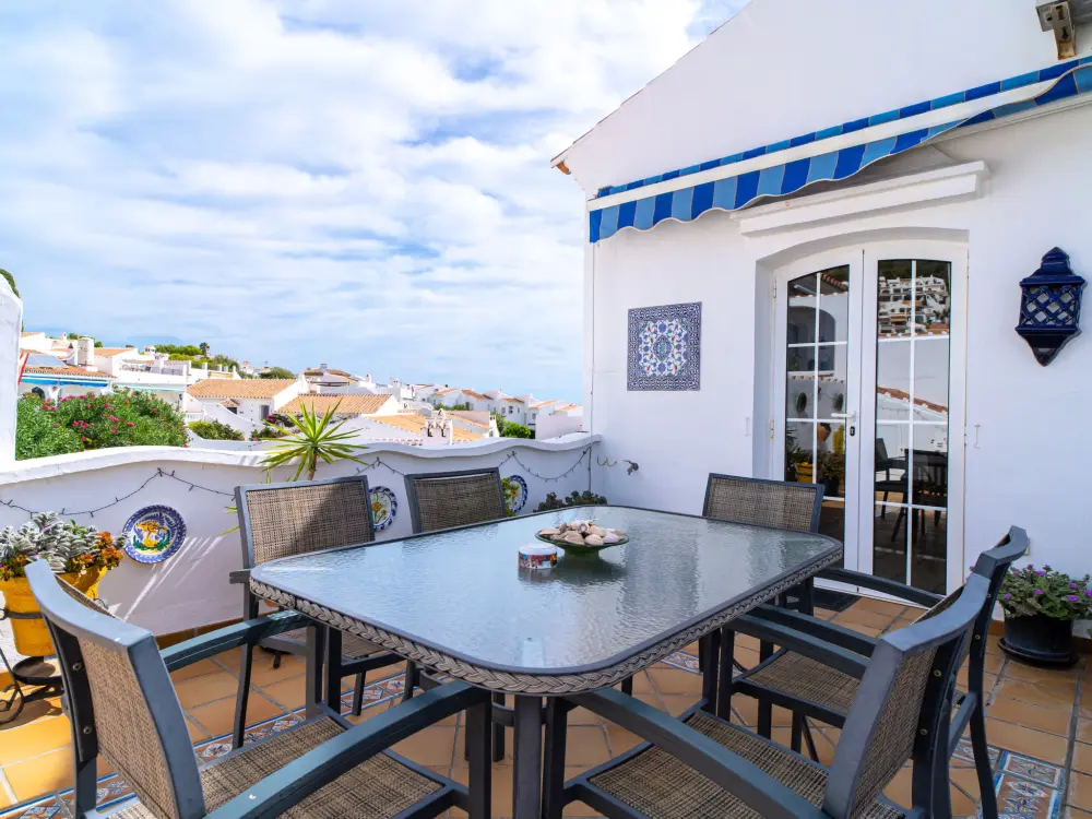 Résidence San Juan de Capistrano 74 by Casasol