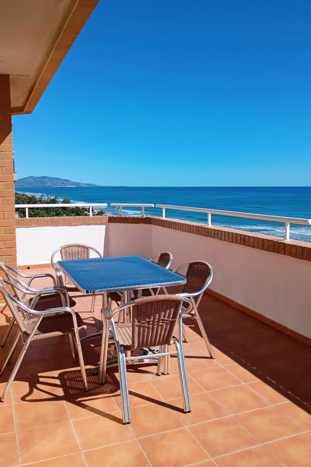 Résidence Drei-Schlafzimmer-Wohnung mit Blick auf das Meer