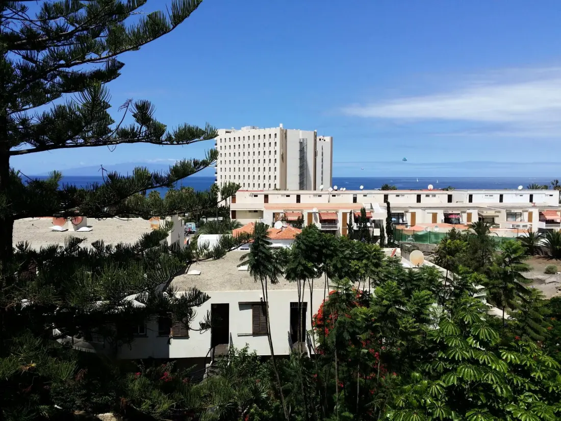 Résidence Apartment Jacaranda mit Pool