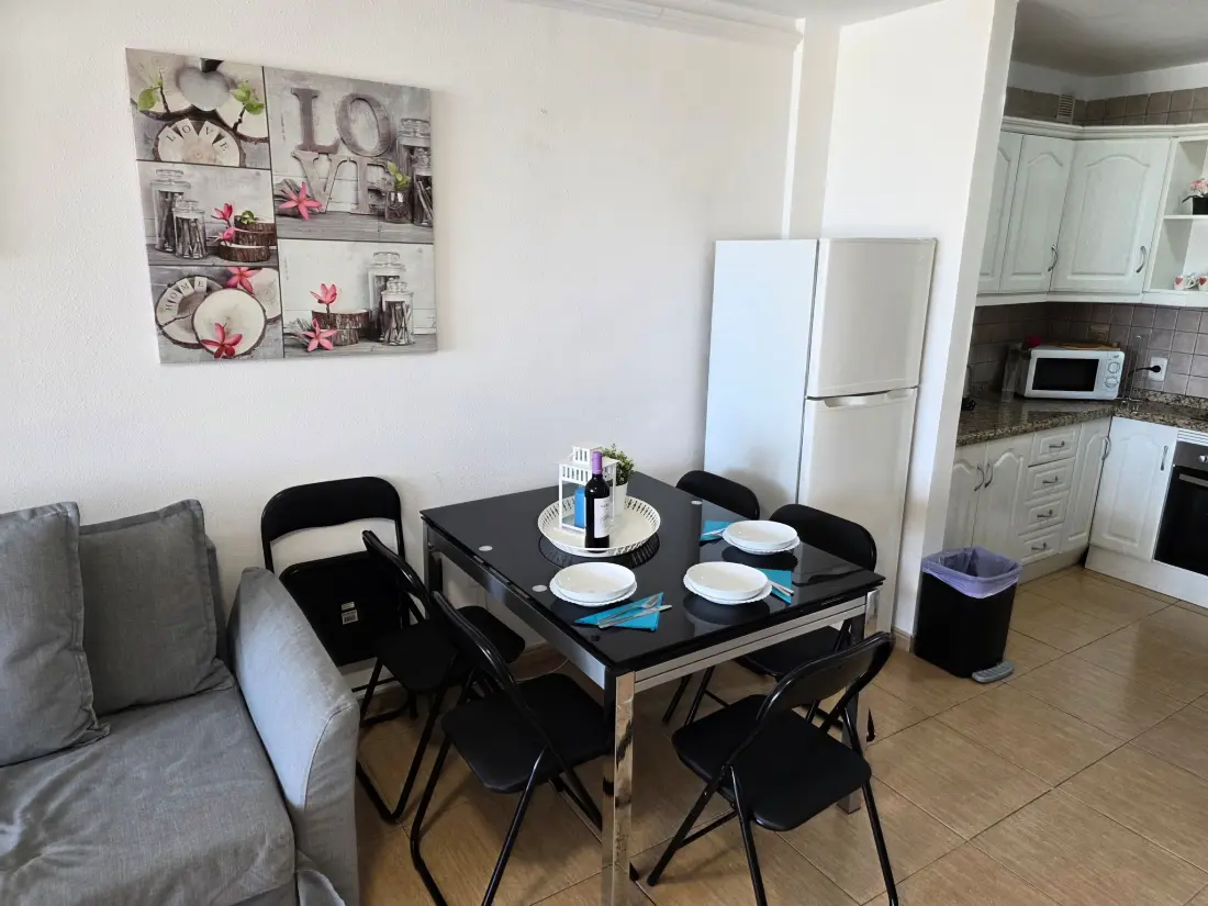 Résidence Apartment Jacaranda mit Pool