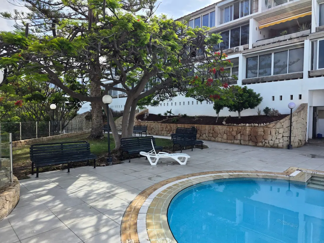 Résidence Apartment Jacaranda mit Pool