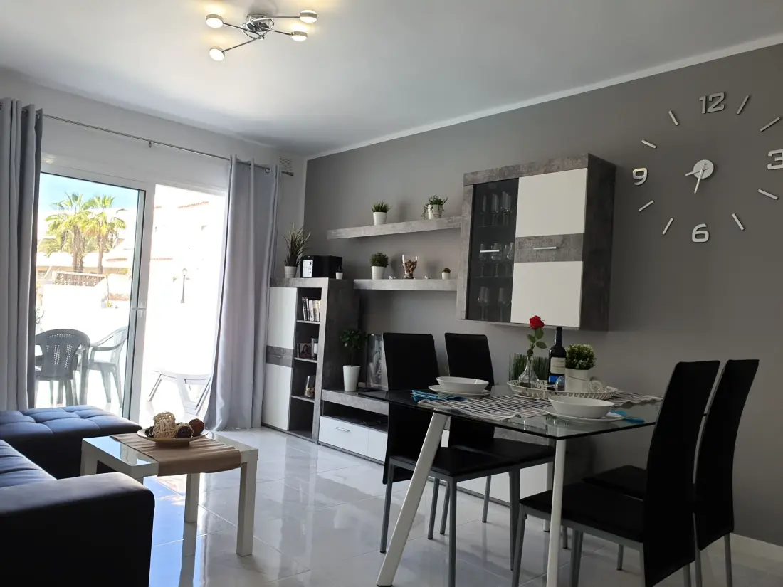 Résidence Appartement in Playa De Las Américas mit Balkon