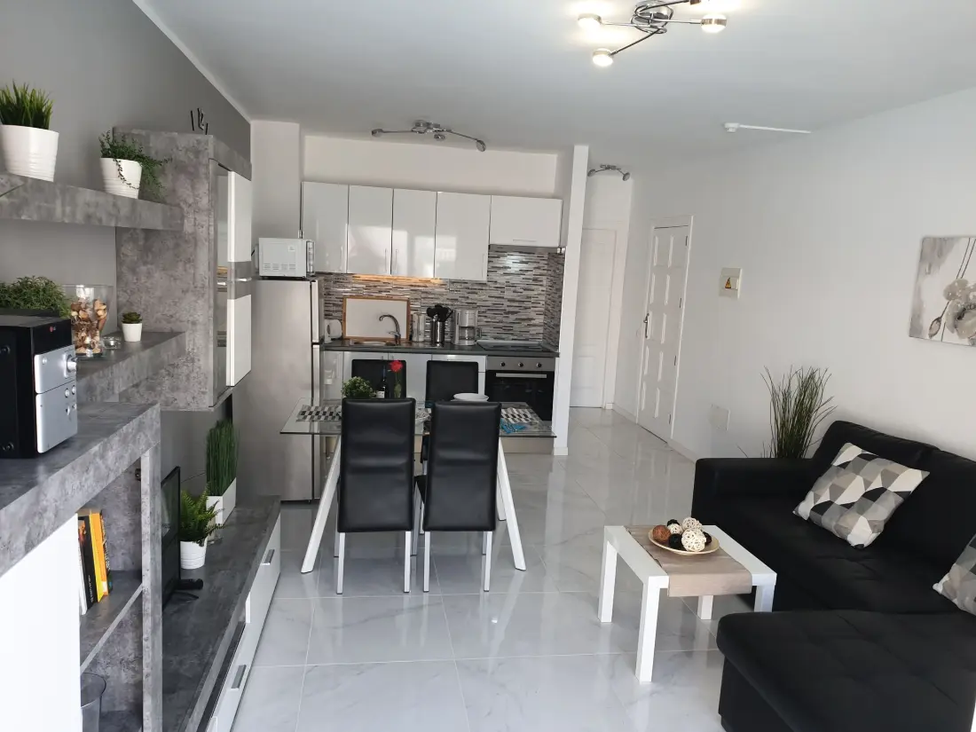 Résidence Appartement in Playa De Las Américas mit Balkon