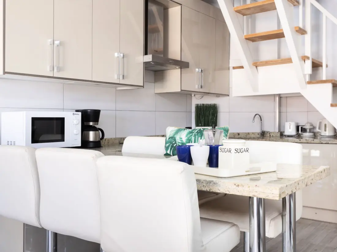 Résidence Moderne Wohnung mit Meerblick und Pool