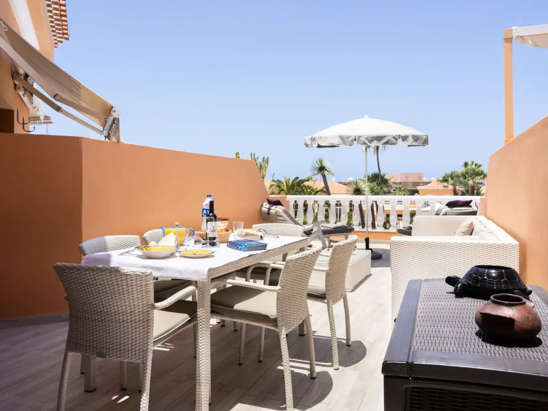 Résidence Moderne Wohnung mit Meerblick und Pool