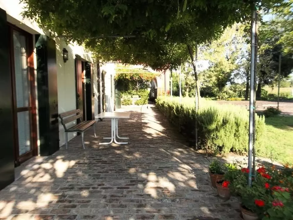 Résidence in Rosolina mit Grill und Garten