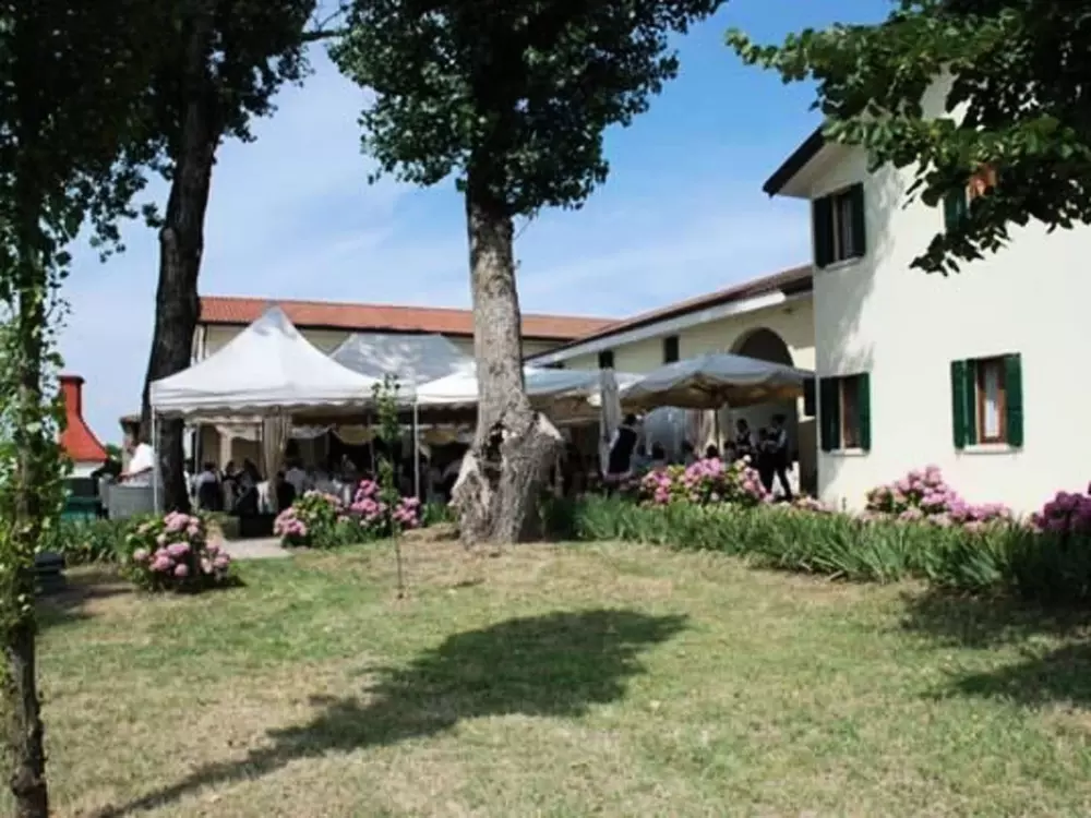 Résidence in Rosolina mit Grill und Garten