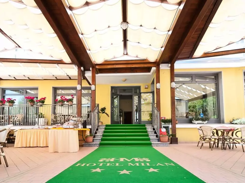 Résidence Wohnung mit Balkon