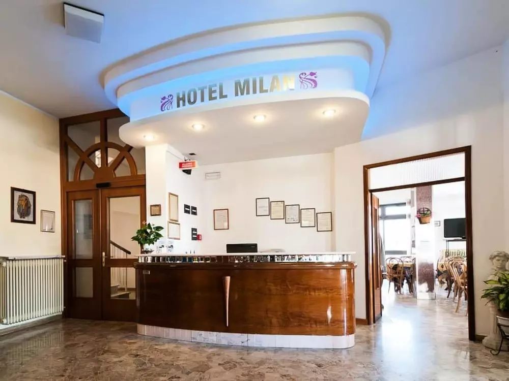 Résidence Wohnung mit Balkon